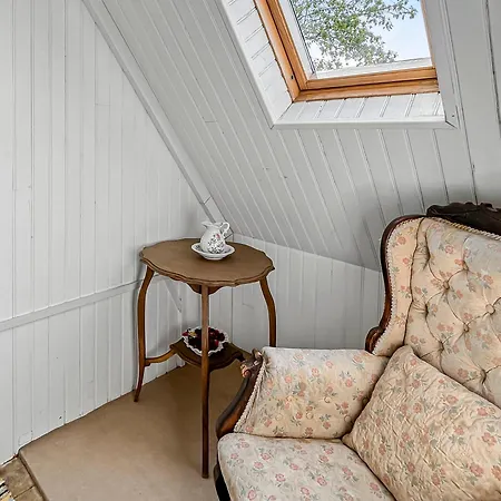 Maison Normande Avec Jardin, Parking , Honfleur * Fiquefleur-Équainville